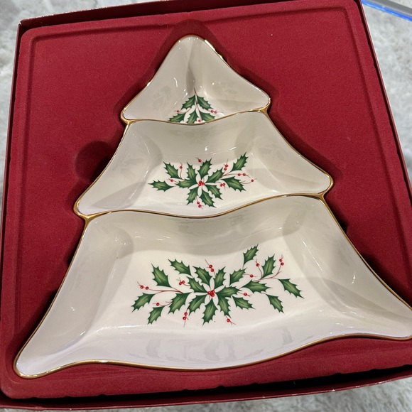 Lenox Holiday Lenox Holiday Tree Divided Server Collection In